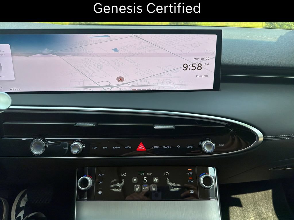 Certified 2026 Genesis GV70 2.5T Select AWD/4WD image 14