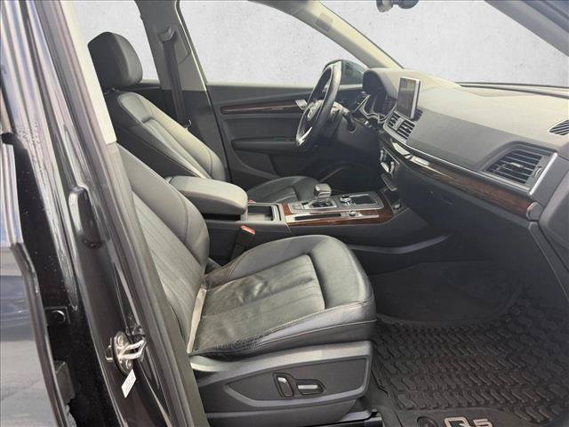 Used 2018 Audi Q5 2.0T Premium Plus w/ Premium Plus Package AWD/4WD image 14