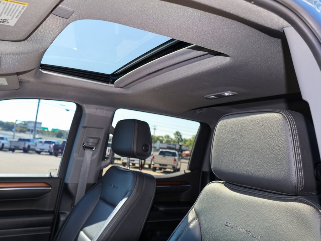 Certified 2024 GMC Sierra 1500 Denali w/ Denali Reserve Package AWD/4WD image 8