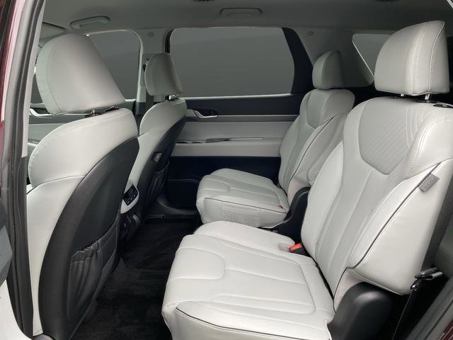 Used 2023 Hyundai Palisade SEL w/ Cargo Package image 29