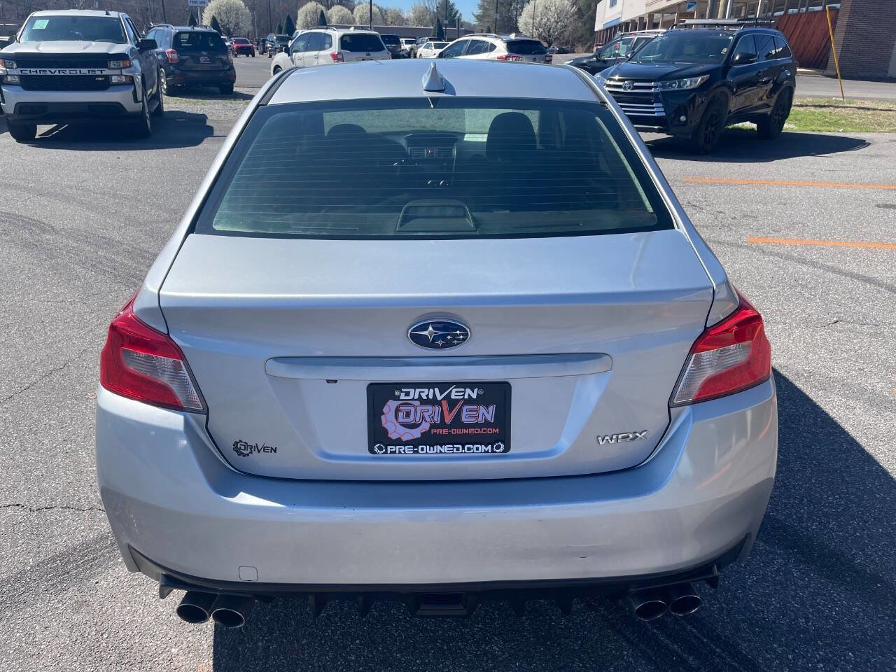 Used 2015 Subaru WRX image 10