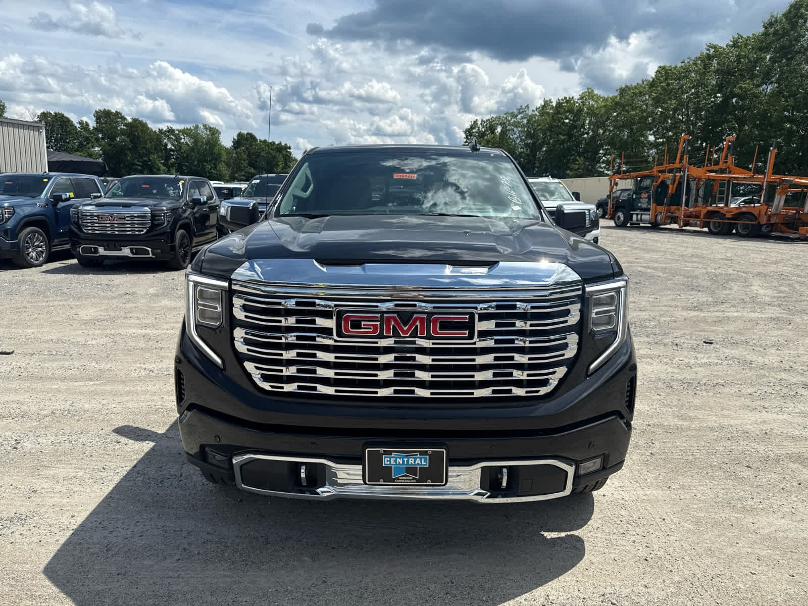 New 2026 GMC Sierra 1500 Denali w/ Denali Reserve Package AWD/4WD image 8