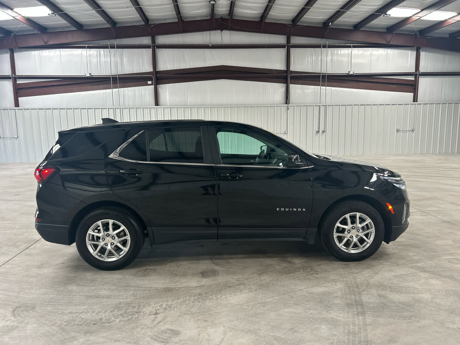 Used 2024 Chevrolet Equinox LT image 6