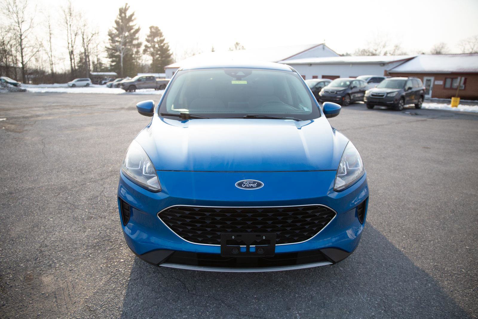 Used 2020 Ford Escape SE image 8