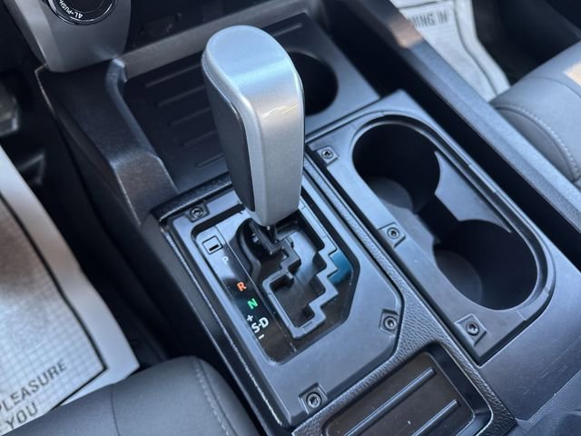 Used 2015 Toyota Tundra SR5 w/ TRD Off Road Package image 15