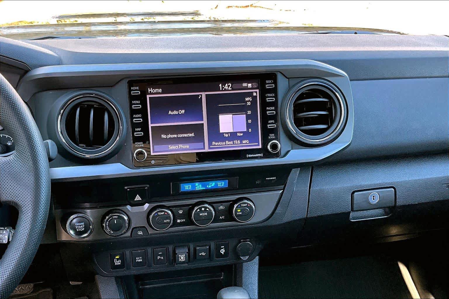 Used 2023 Toyota Tacoma TRD Sport w/ Advanced Technology Package AWD/4WD image 7