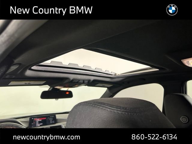 Used 2018 BMW 330i xDrive Sedan AWD/4WD image 25
