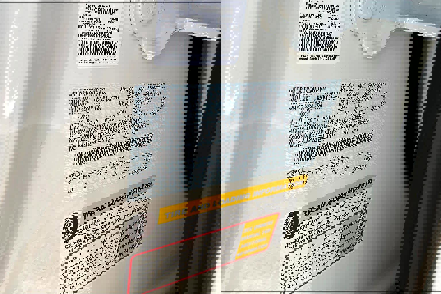 New 2025 Lincoln Navigator L Reserve w/ Jet Appearance Package image 19