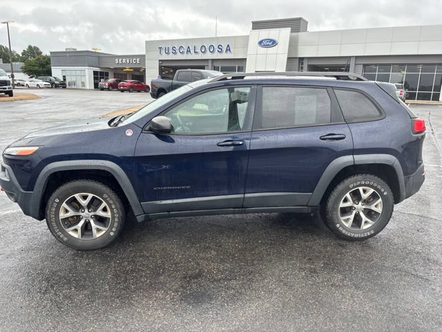 Used 2016 Jeep Cherokee Trailhawk w/ Comfort/Convenience Group AWD/4WD image 5