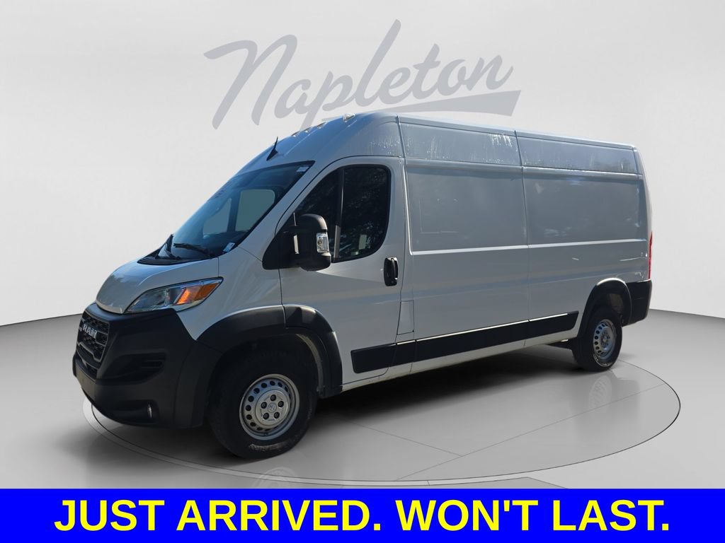 Used 2025 RAM ProMaster 2500 w/ Convenience Group FWD image 1