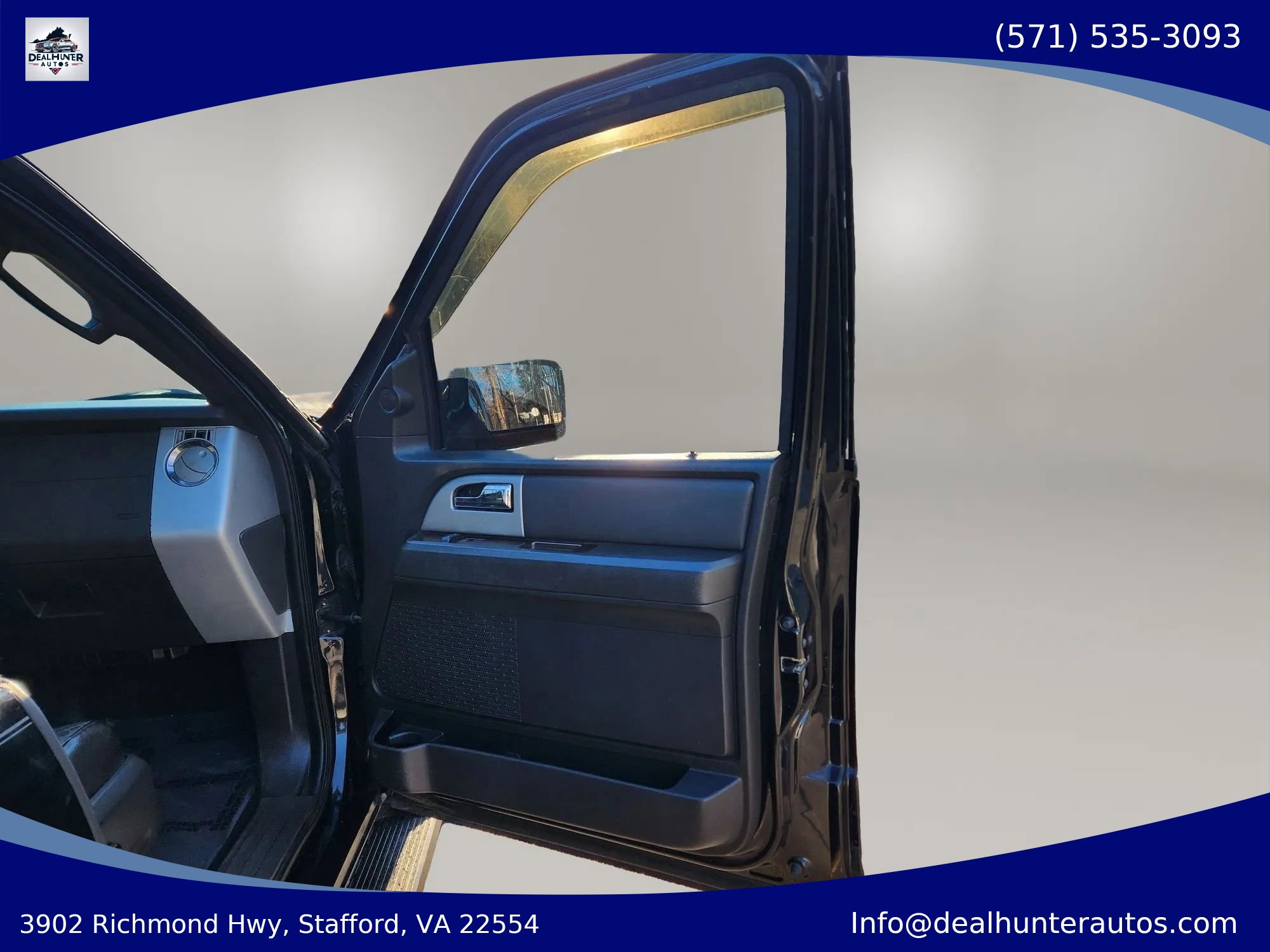 Used 2010 Ford Expedition Limited AWD/4WD image 17
