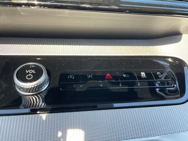 New 2026 Ford Expedition Active AWD/4WD image 17