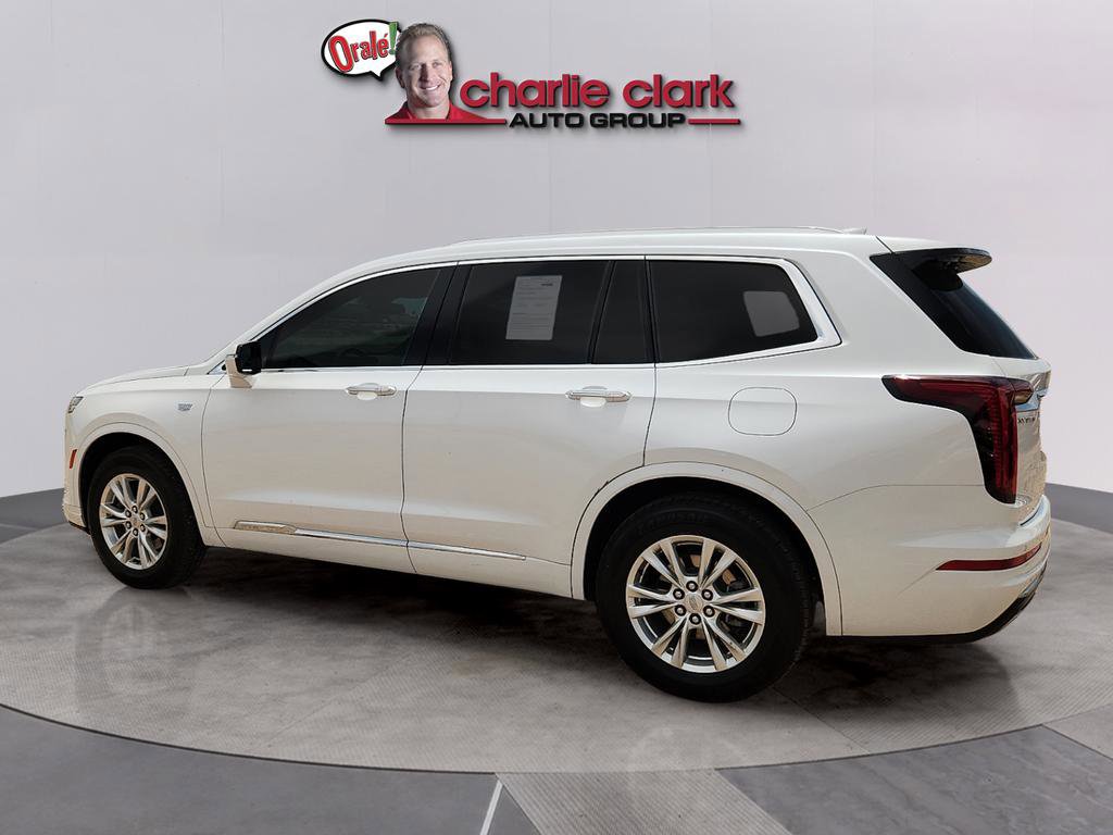 Used 2023 Cadillac XT6 Luxury w/ LPO, Floor Liner Package FWD image 2