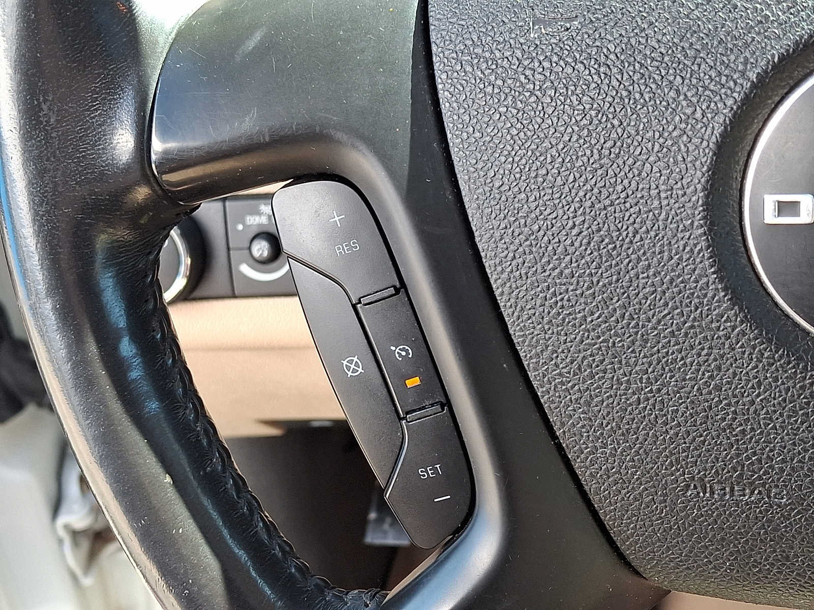 Used 2011 GMC Acadia Denali AWD/4WD image 22