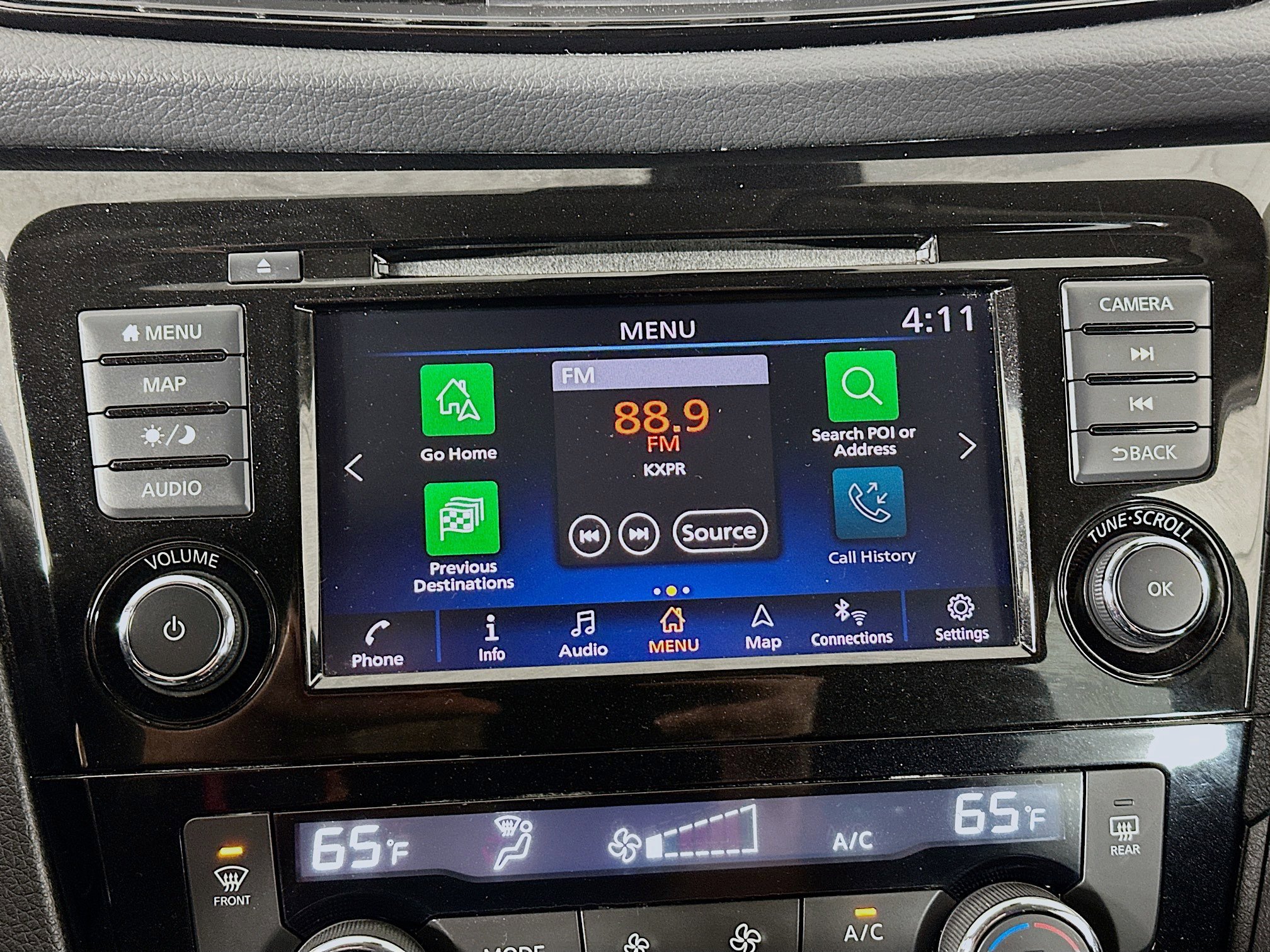 Used 2020 Nissan Rogue SV w/ Premium Package image 19