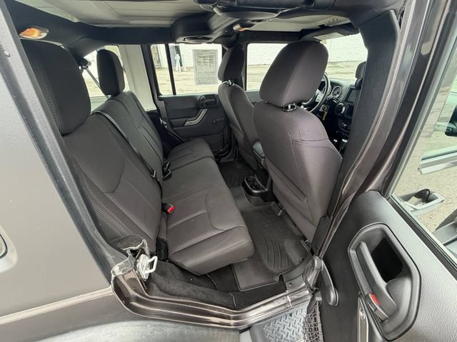Used 2014 Jeep Wrangler Unlimited Sport w/ Connectivity Group AWD/4WD image 16