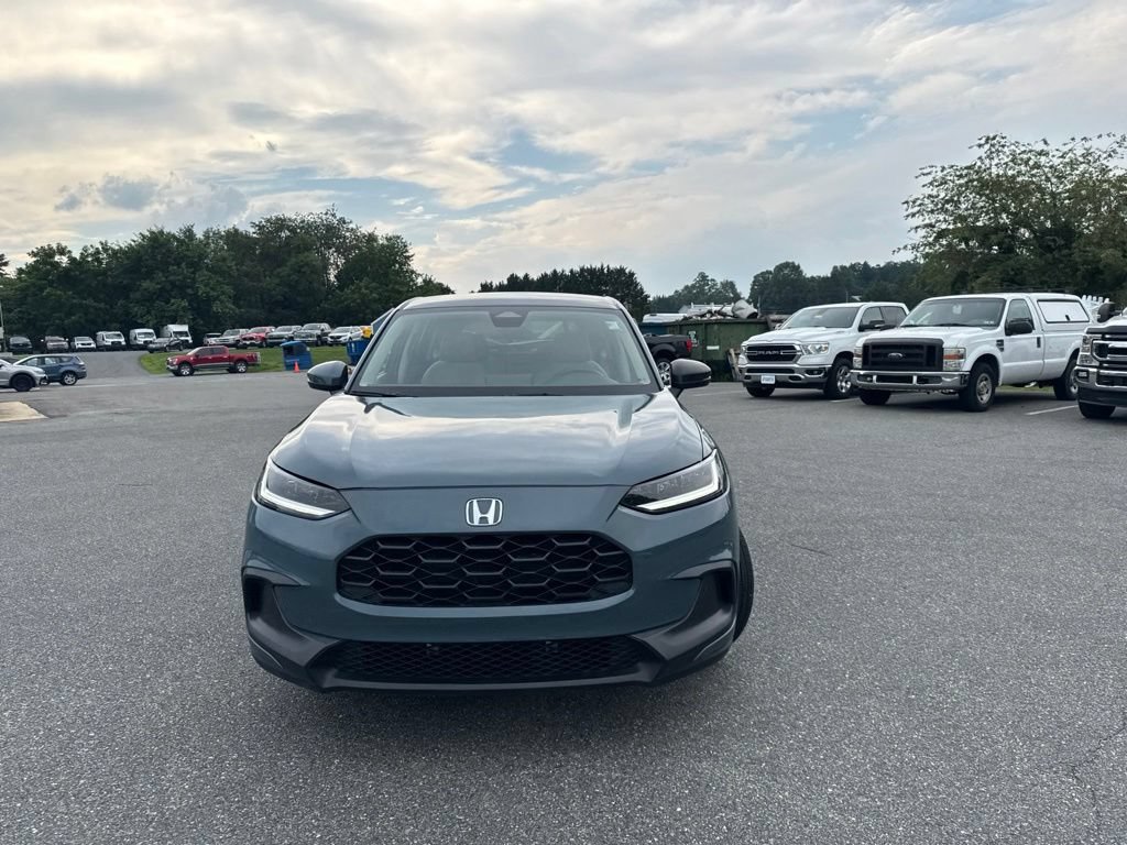 Used 2025 Honda HR-V LX image 2