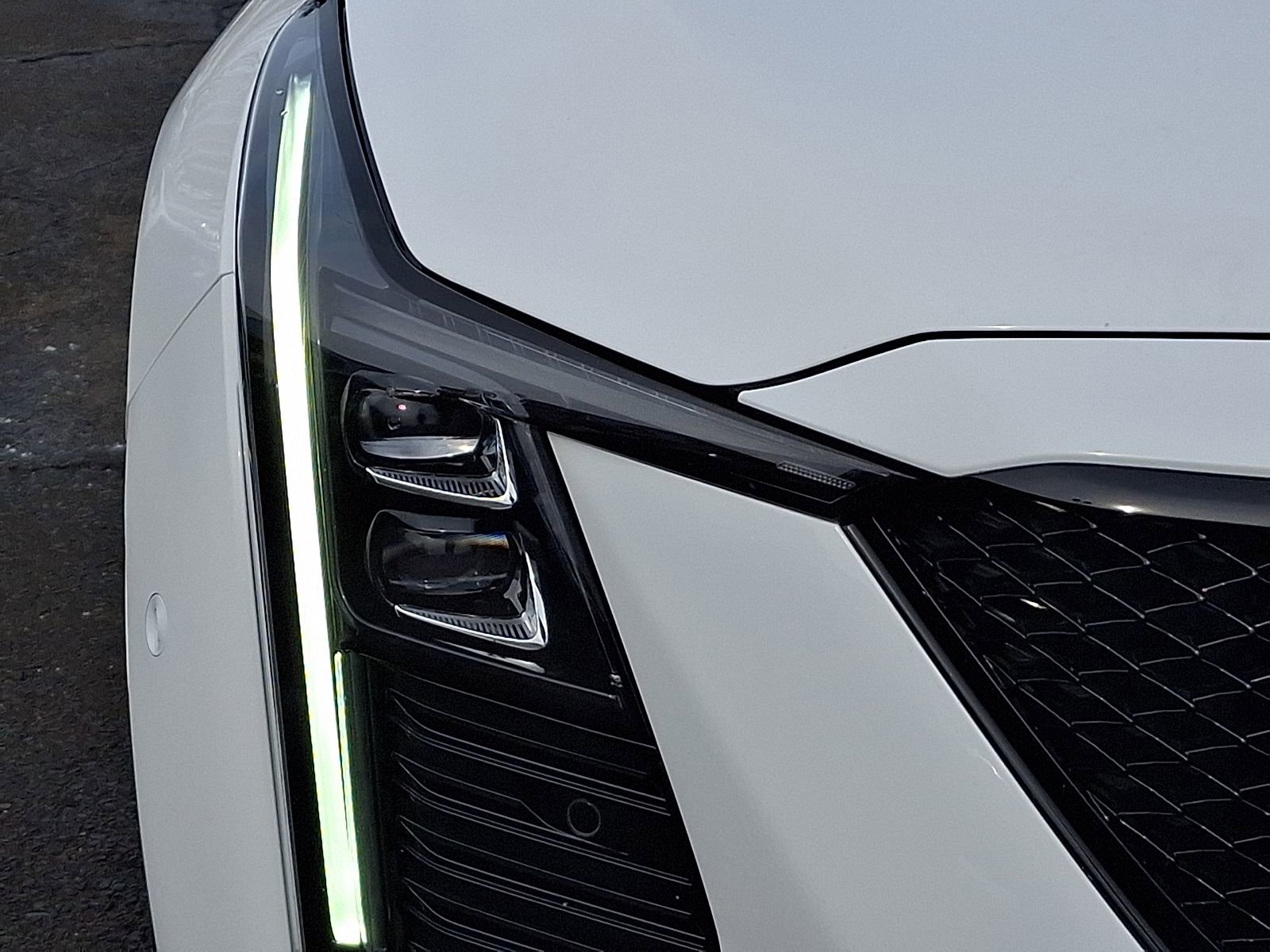 Used 2025 Cadillac CT5 Premium Luxury w/ LPO, ONYX Package image 10