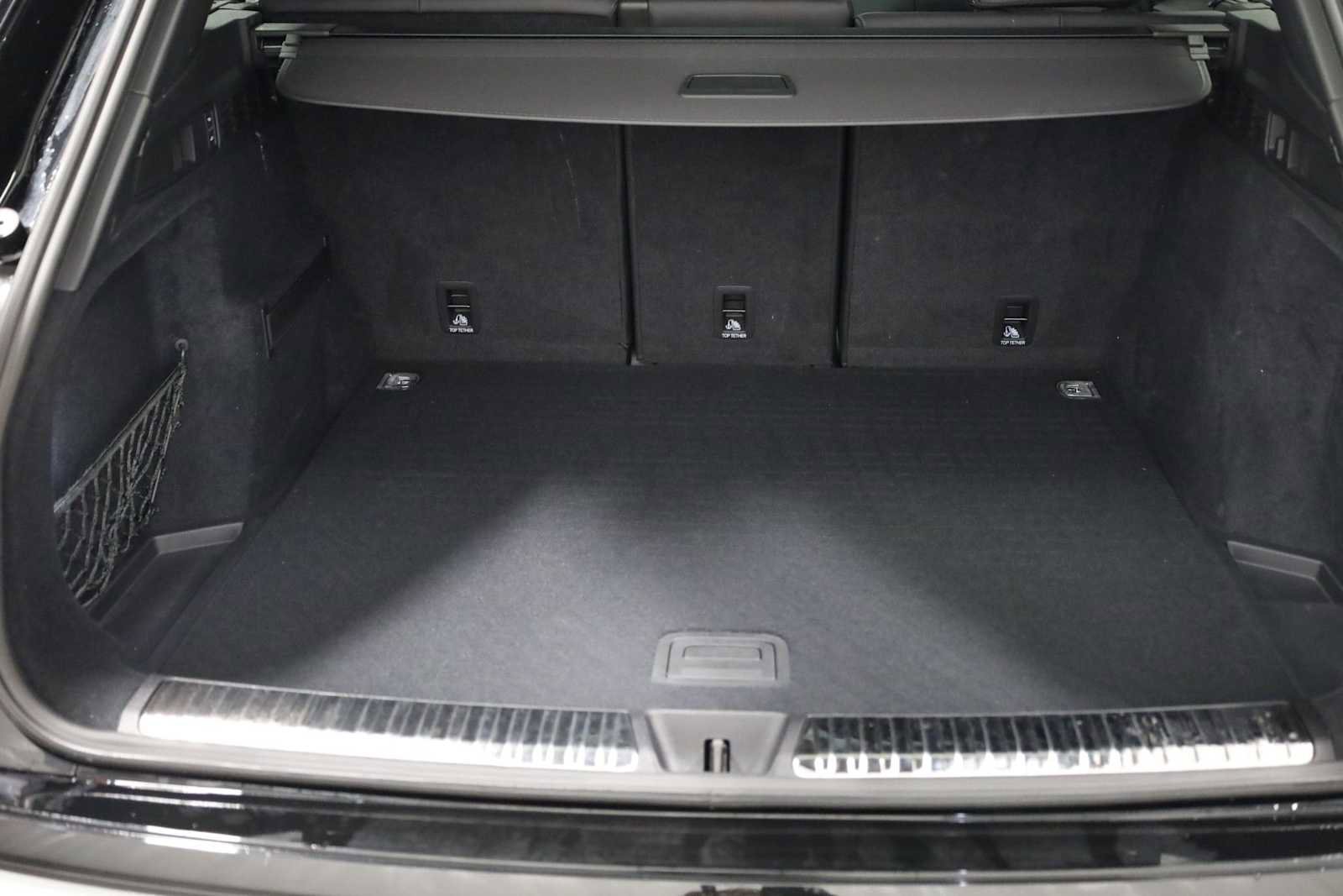 Certified 2025 Audi SQ5 Premium Plus w/ Premium Plus Package image 38