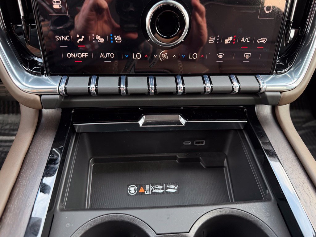 New 2027 GMC Yukon Denali Ultimate AWD/4WD image 25