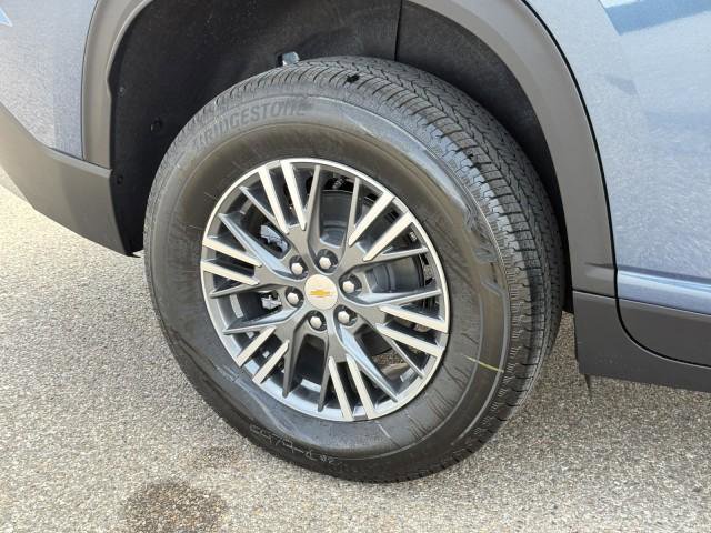 New 2026 Chevrolet Traverse LT image 12