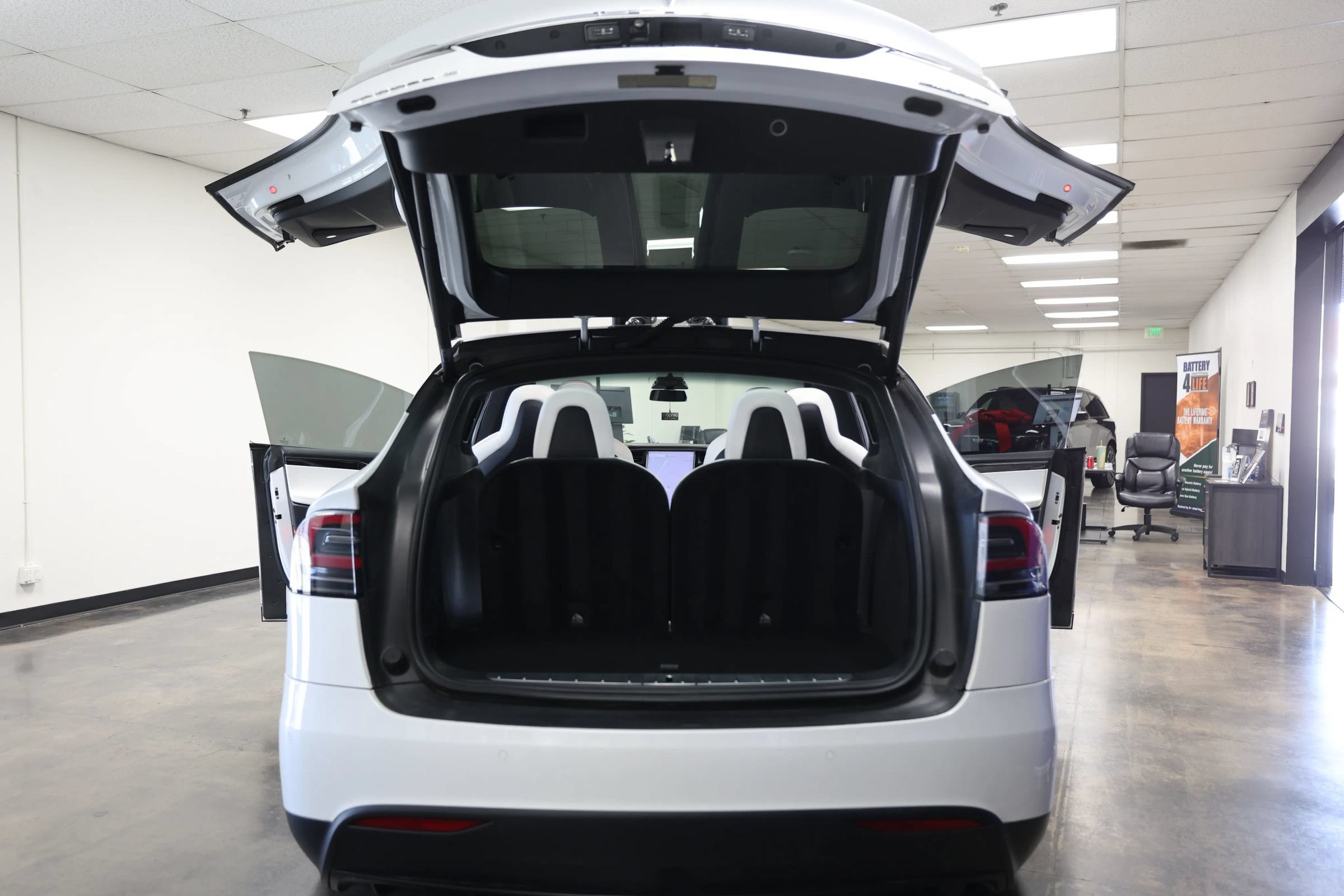 Used 2018 Tesla Model X P100D AWD/4WD image 50