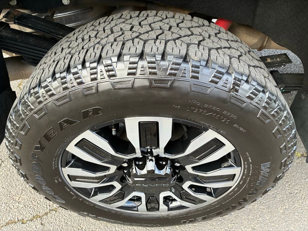 Used 2024 GMC Sierra 3500 Denali Ultimate image 14