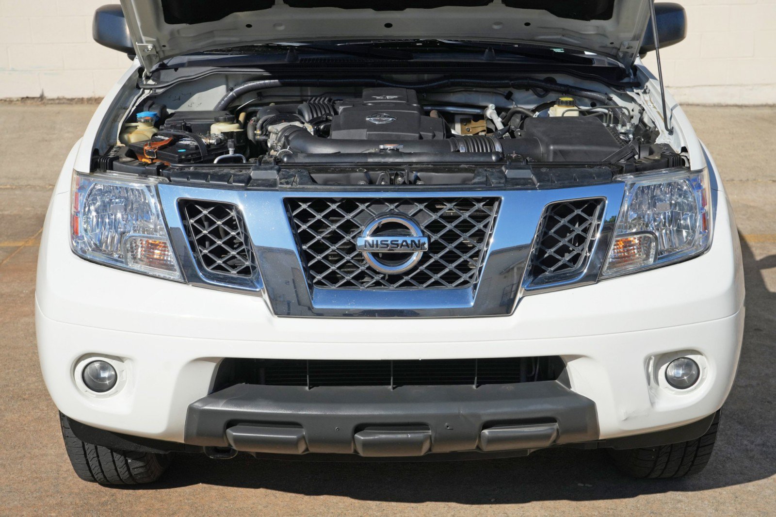 Used 2017 Nissan Frontier SV w/ SV Value Truck Package AWD/4WD image 7