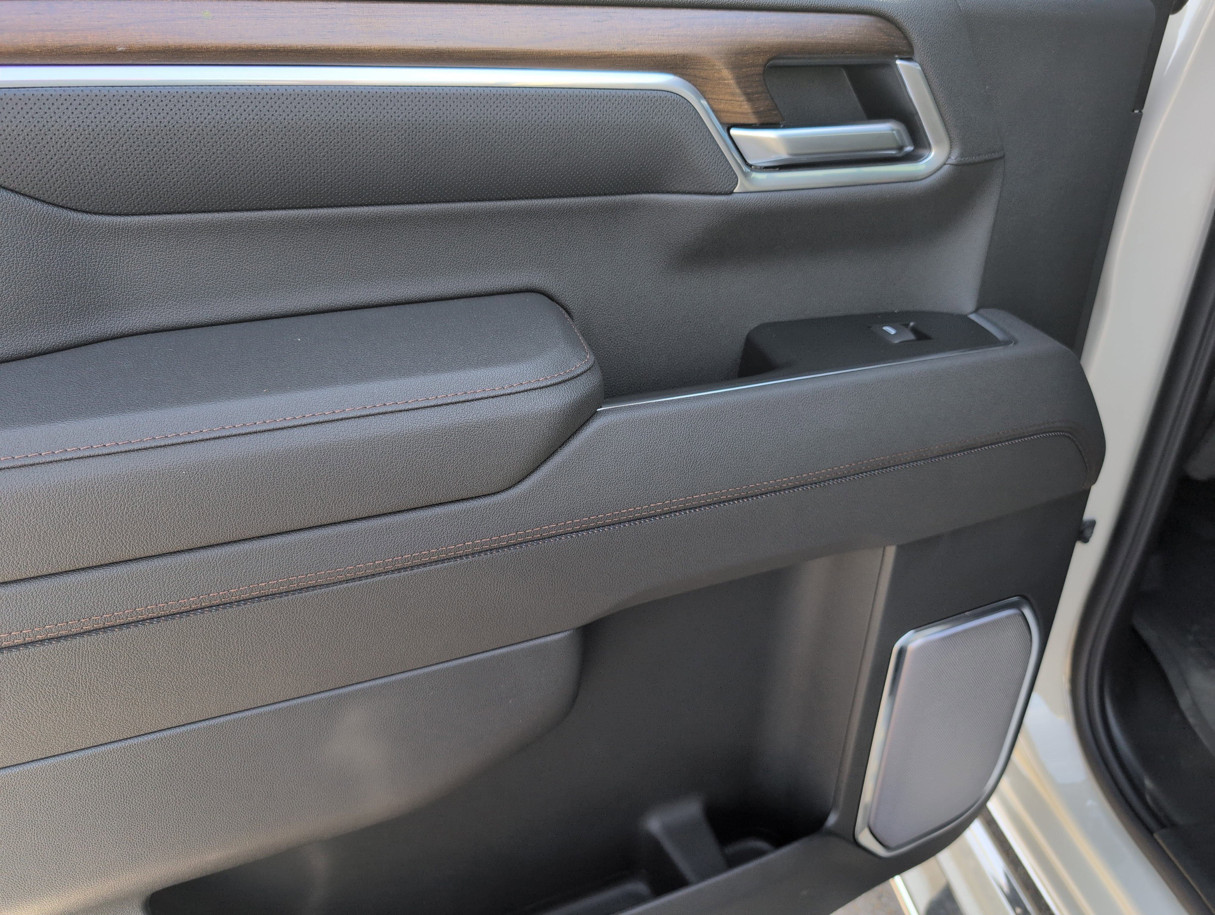 New 2026 Chevrolet Silverado 1500 High Country w/ Technology Package image 29