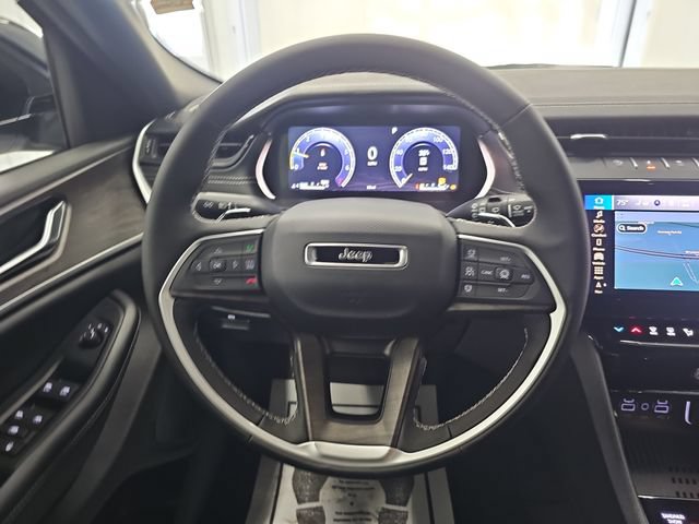New 2026 Jeep Grand Cherokee Altitude AWD/4WD image 14