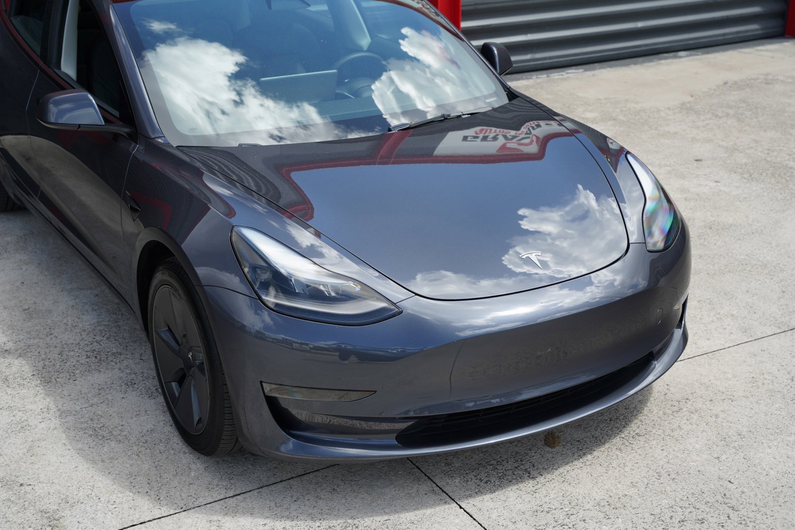 Used 2023 Tesla Model 3 Standard Range RWD image 3
