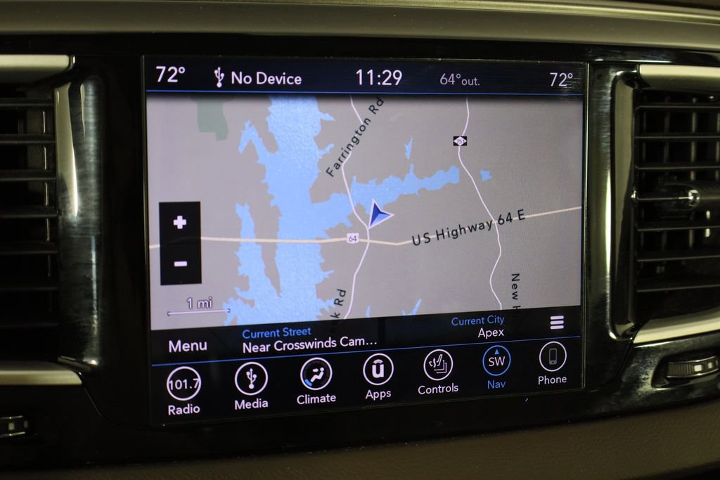 Used 2018 Chrysler Pacifica Touring-L image 36