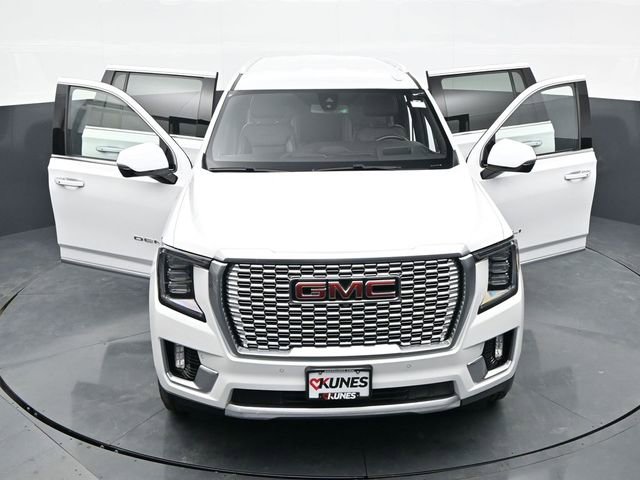 Used 2022 GMC Yukon XL Denali image 38