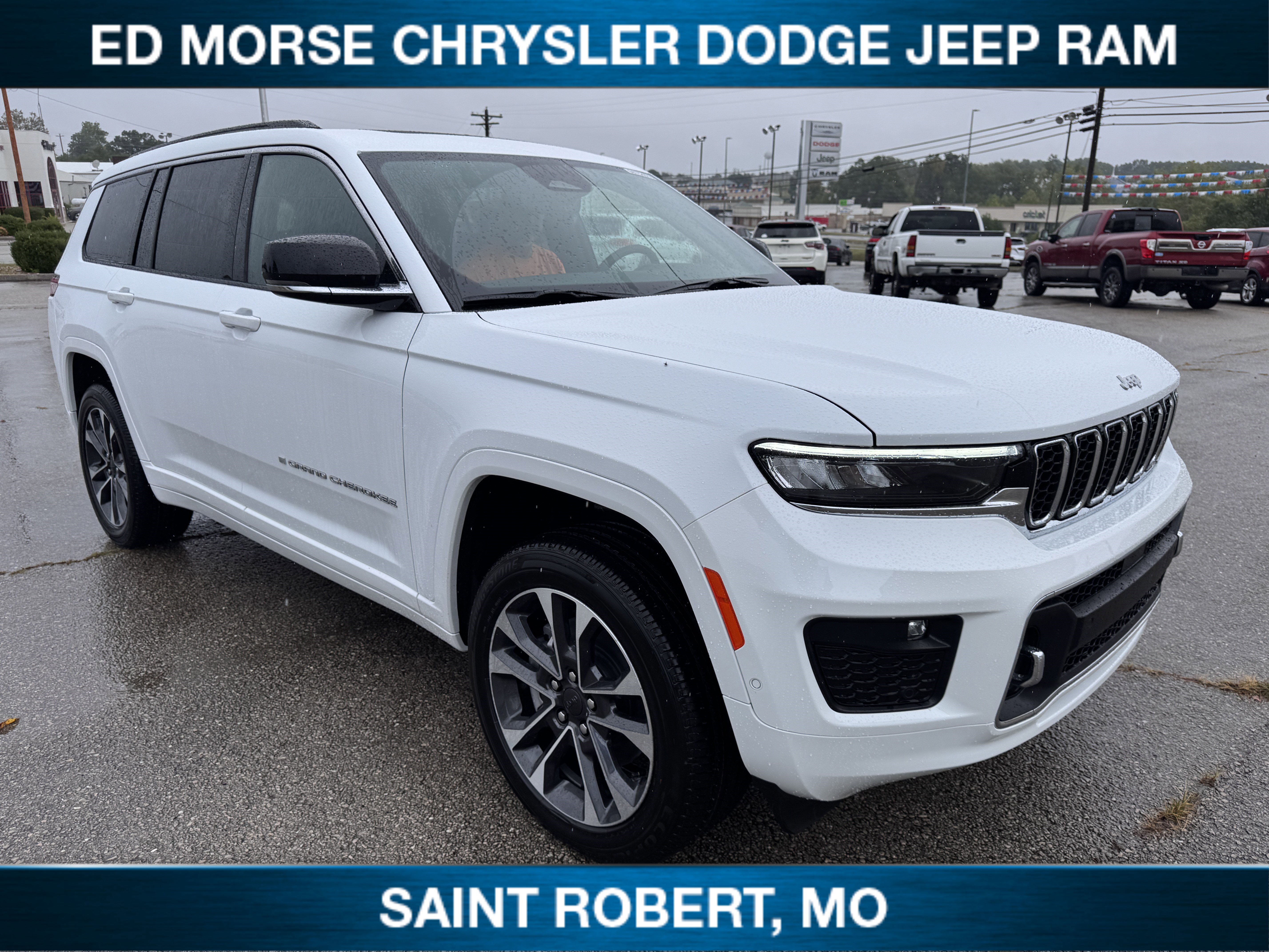New 2025 Jeep Grand Cherokee L Overland w/ Luxury Tech Group IV image 4