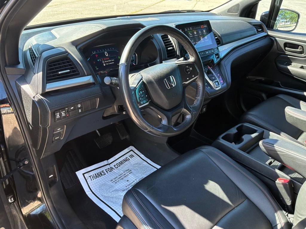 Used 2023 Honda Odyssey Sport image 10