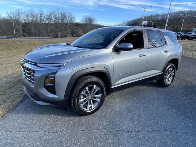 New 2026 Chevrolet Equinox LT image 3