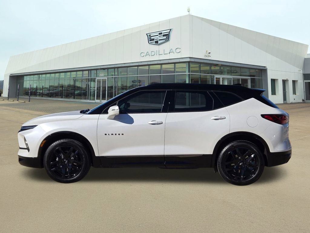 Used 2024 Chevrolet Blazer RS w/ Driver Confidence II Package image 3