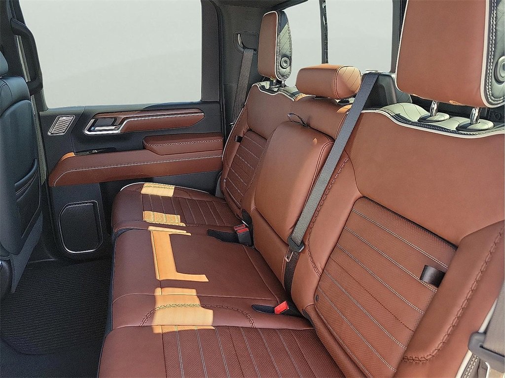 New 2026 GMC Sierra 2500 Denali Ultimate image 13