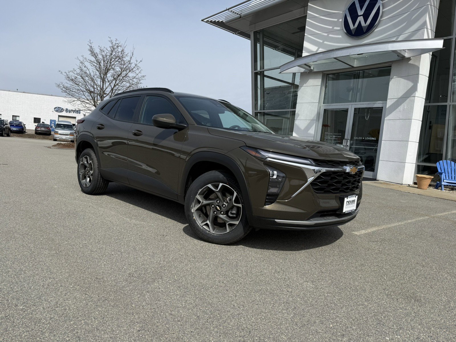 Used 2024 Chevrolet Trax LT w/ LT Convenience Package image 1