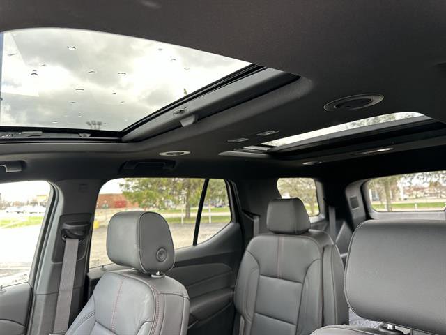 Used 2023 Chevrolet Traverse RS w/ LPO, Floor Liner Package image 16