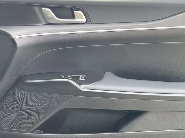 New 2026 Kia K5 LXS FWD image 16