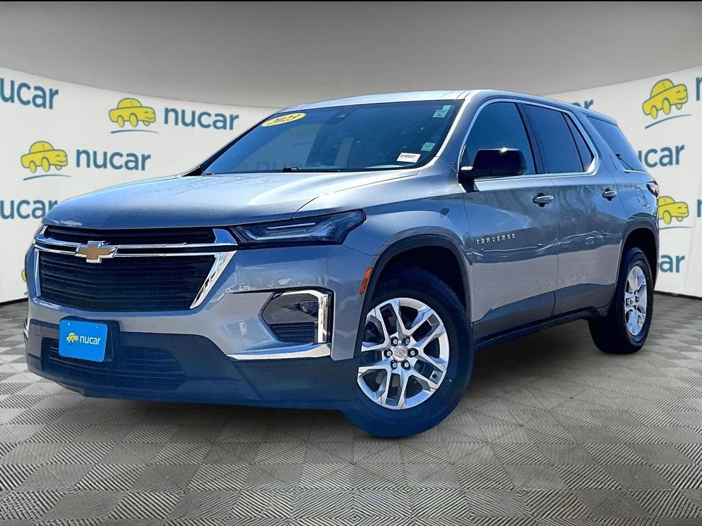 Used 2023 Chevrolet Traverse LS AWD/4WD image 3