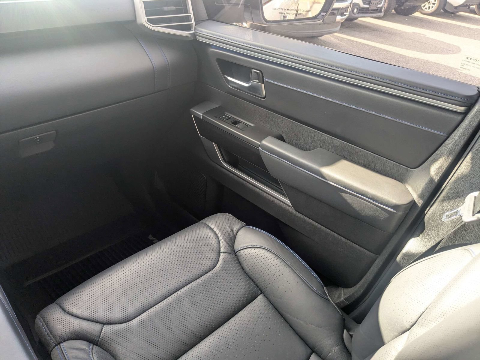 Used 2024 Toyota Sequoia Platinum AWD/4WD image 18