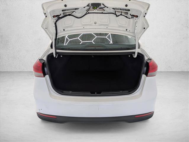 Used 2018 Kia Forte LX image 6