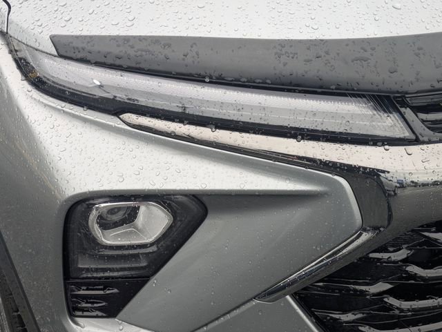 Used 2024 Chevrolet TrailBlazer RS FWD image 9