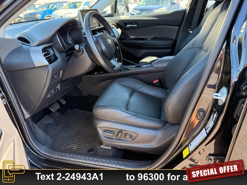 Used 2022 Toyota C-HR Limited image 13