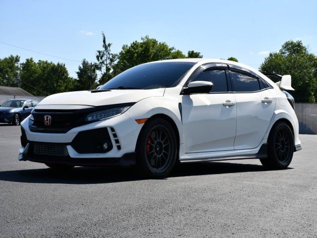 Used 2018 Honda Civic Type R image 3