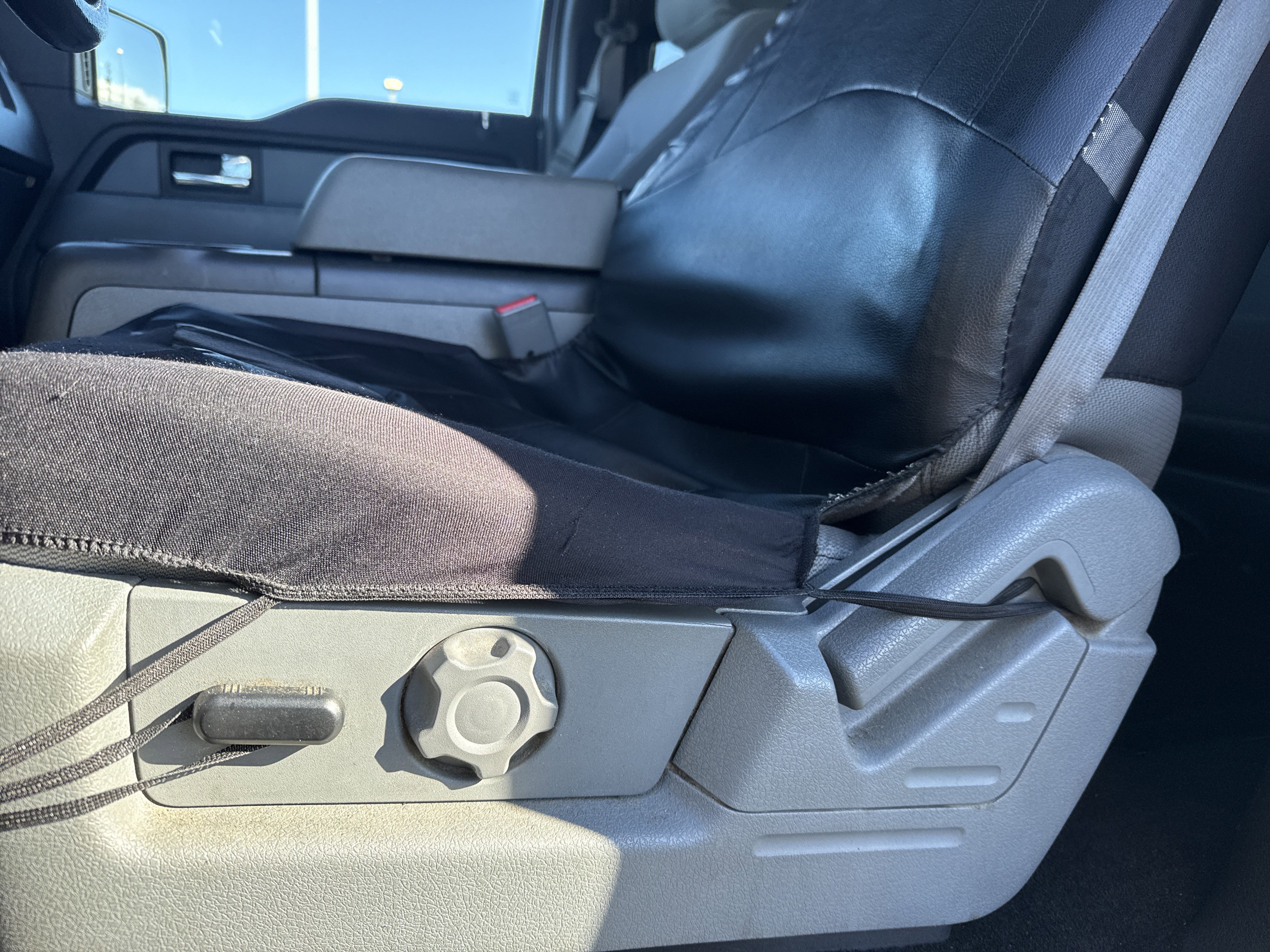 Used 2013 Ford F150 XLT w/ XLT Chrome Pkg image 14