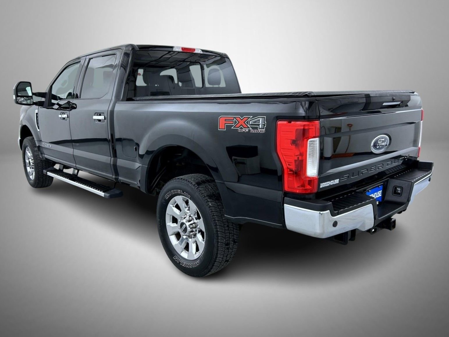 Used 2019 Ford F250 Lariat w/ Lariat Ultimate Package image 7
