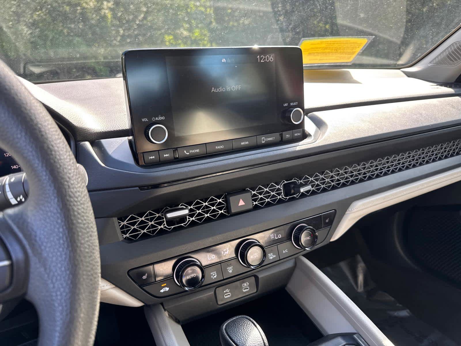 Used 2023 Honda Accord EX image 28